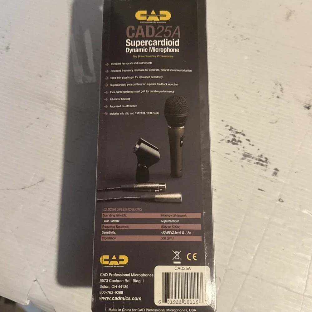 New CAD 25A Supercardioid Dynamic Microphone Cable Stand Mount Handheld Vocal